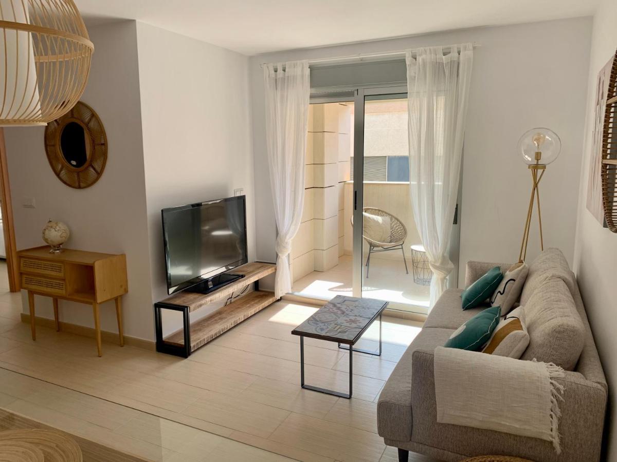 Precioso Apartamento Primera Linea De Playa أغيلاس المظهر الخارجي الصورة