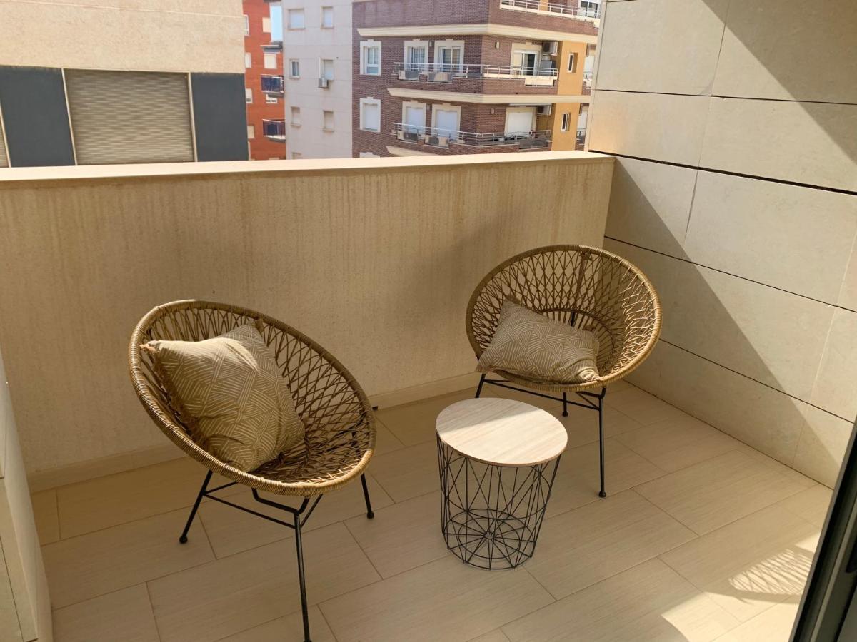Precioso Apartamento Primera Linea De Playa أغيلاس المظهر الخارجي الصورة