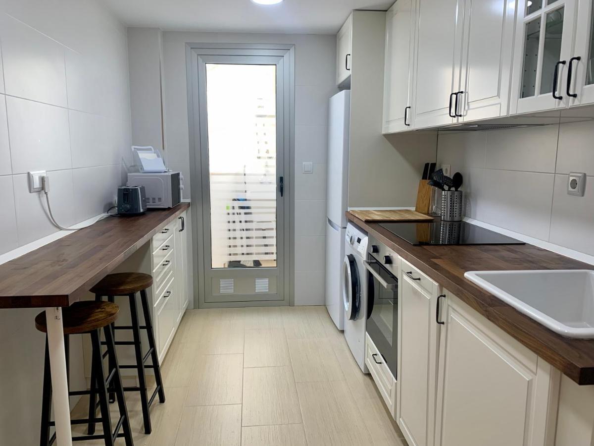 Precioso Apartamento Primera Linea De Playa أغيلاس المظهر الخارجي الصورة